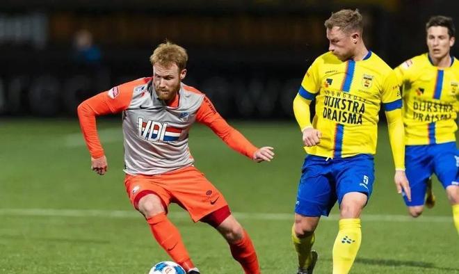 他都以顽强 他都以顽强