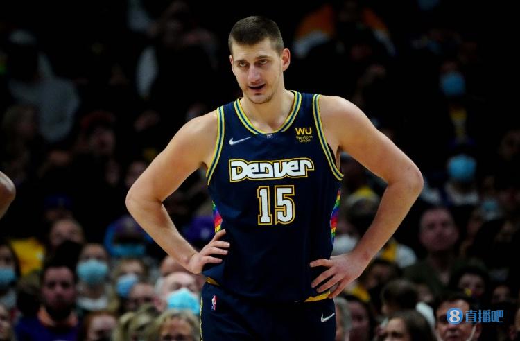 缺席训练或 缺席训练或